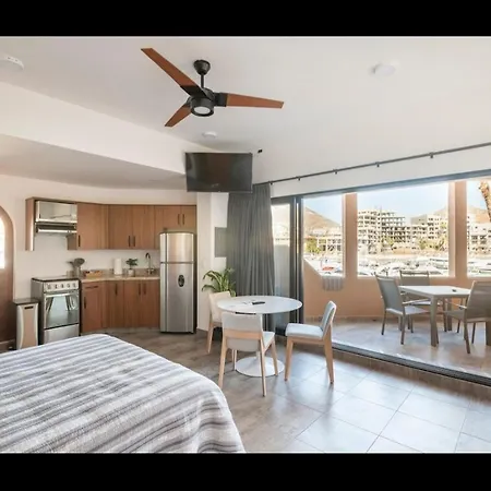 Marina Cabo Plaza Unit 107A Aparthotel